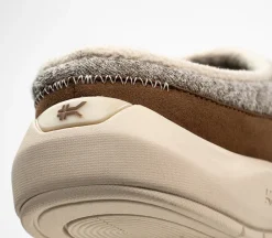 Slip-Ons|Slippers><noscript><img width=