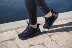 Sneakers><noscript><img width=