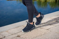 Sneakers><noscript><img width=