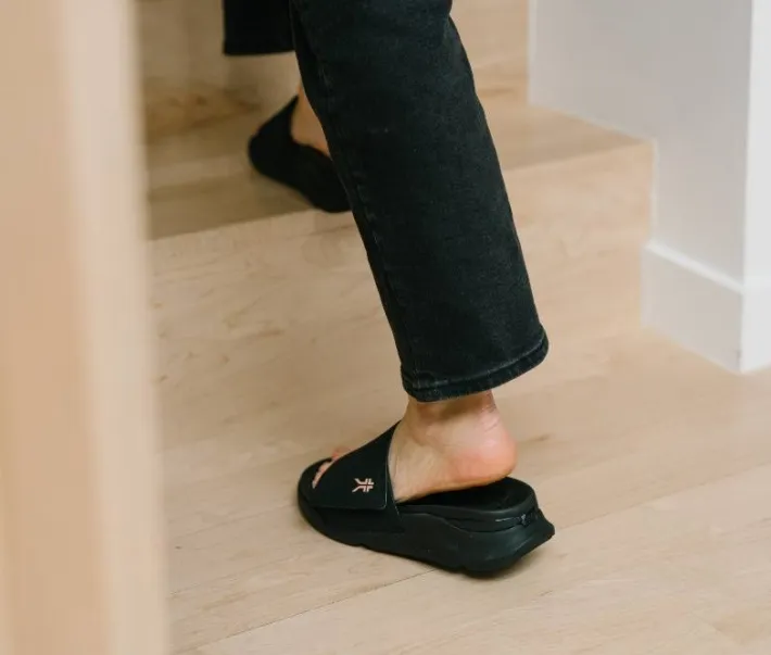 Slip-Ons|Sandals>KURU Footwear MOMENT Jetblack-peachsherbet