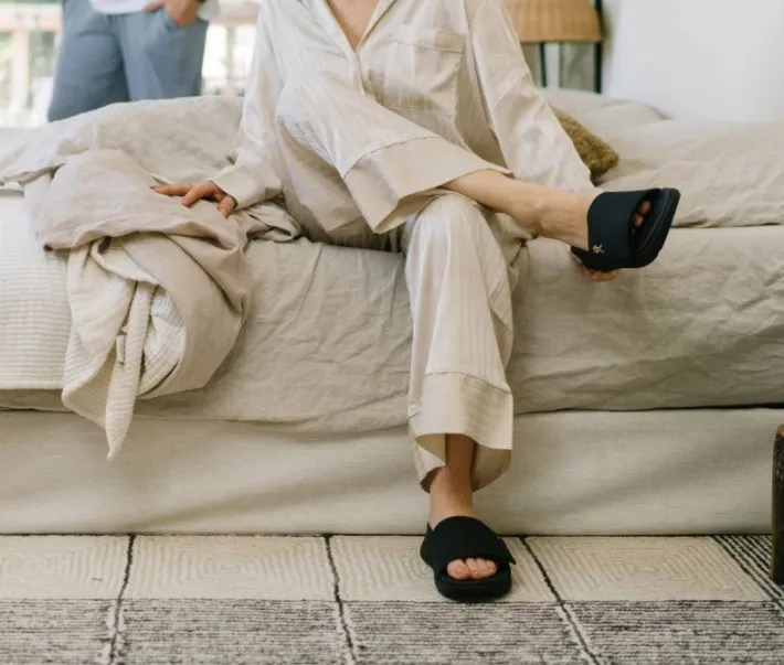 Slip-Ons|Sandals>KURU Footwear MOMENT Jetblack-peachsherbet